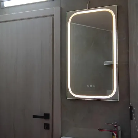 Loft Of E-smile Couple