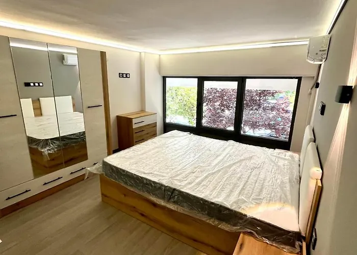 Loft Of E-smile Couple *